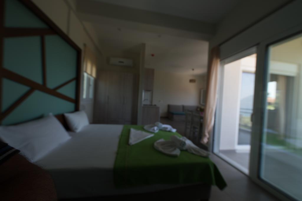 Thesmos Village ไมติกาส ภายนอก รูปภาพ